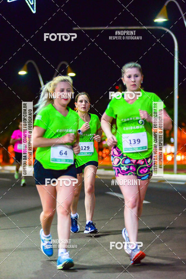 Buy your photos of the event5 Corrida Noturna Unimed Cascavel on Fotop