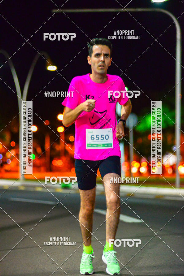 Buy your photos of the event5 Corrida Noturna Unimed Cascavel on Fotop