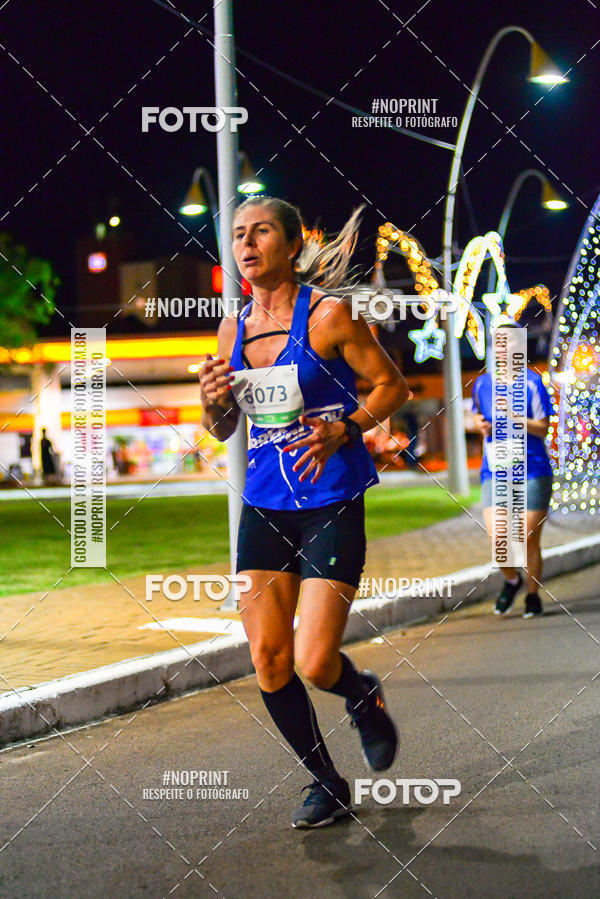 Buy your photos of the event5 Corrida Noturna Unimed Cascavel on Fotop