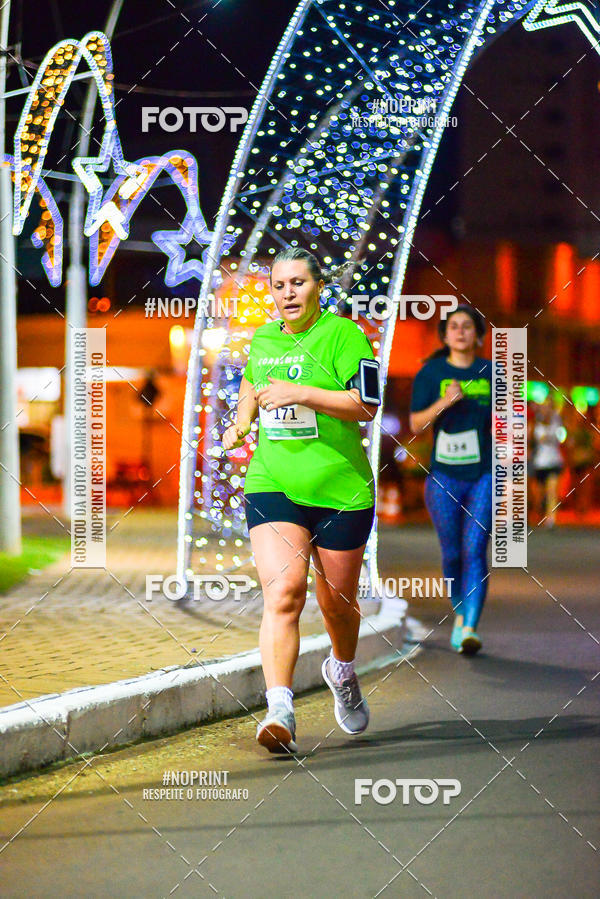 Buy your photos of the event5 Corrida Noturna Unimed Cascavel on Fotop