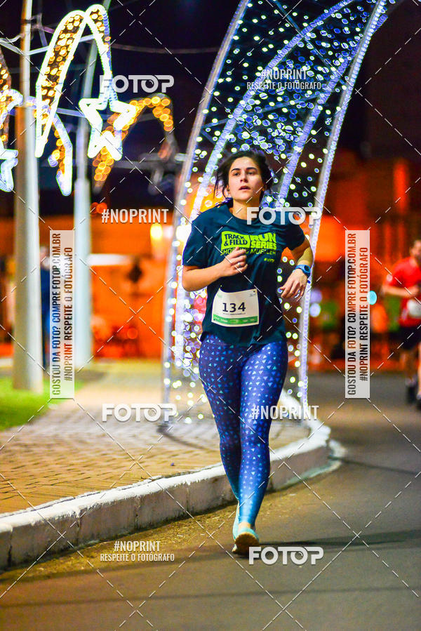 Buy your photos of the event5 Corrida Noturna Unimed Cascavel on Fotop
