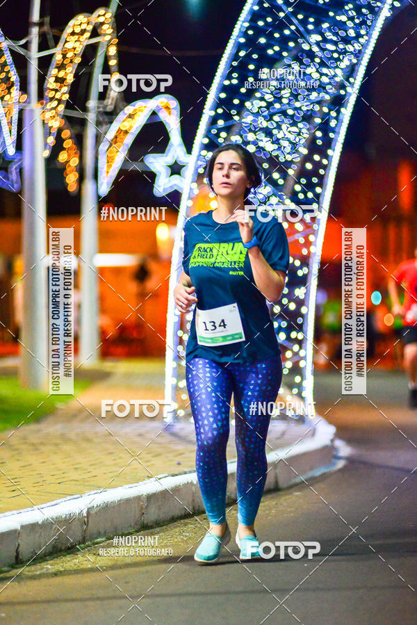 Buy your photos of the event5 Corrida Noturna Unimed Cascavel on Fotop