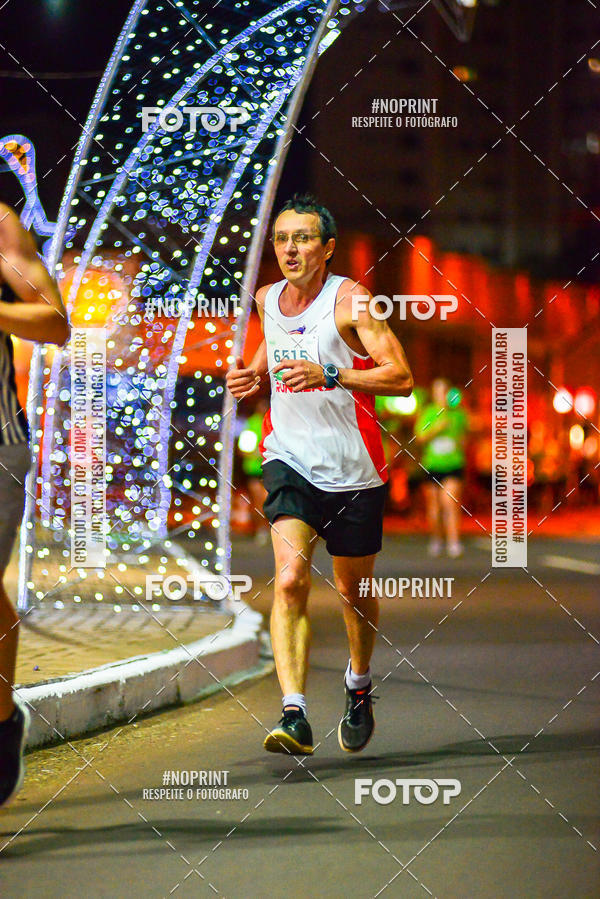 Buy your photos of the event5 Corrida Noturna Unimed Cascavel on Fotop