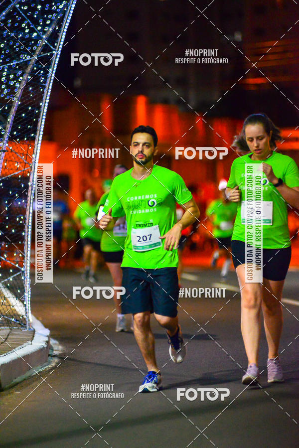 Buy your photos of the event5 Corrida Noturna Unimed Cascavel on Fotop