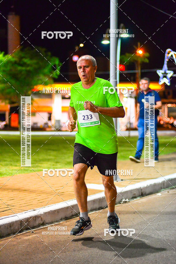 Achetez vos photos de l'vnement5 Corrida Noturna Unimed Cascavel sur Fotop