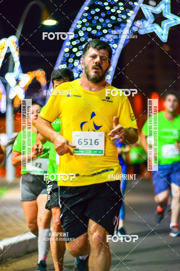 Achetez vos photos de l'vnement5 Corrida Noturna Unimed Cascavel sur Fotop
