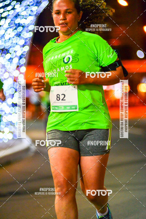 Achetez vos photos de l'vnement5 Corrida Noturna Unimed Cascavel sur Fotop
