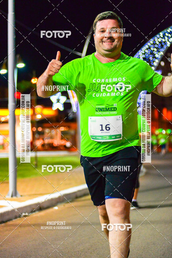 Buy your photos of the event5 Corrida Noturna Unimed Cascavel on Fotop