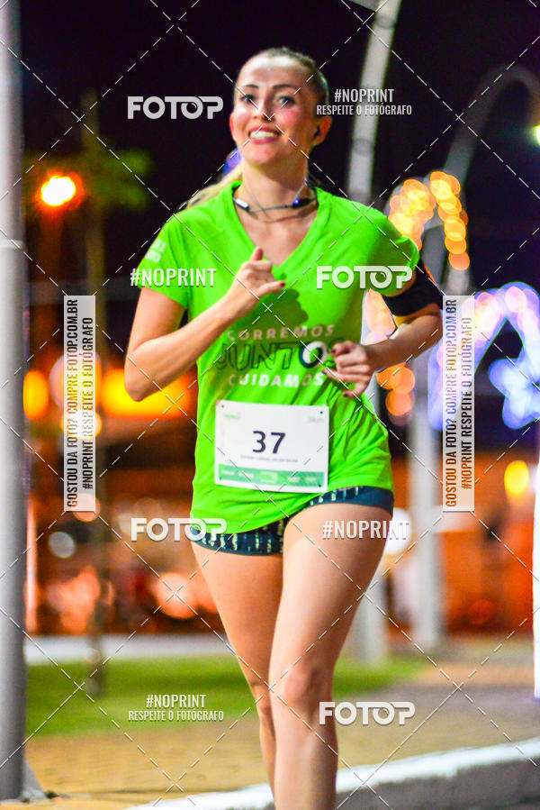 Buy your photos of the event5 Corrida Noturna Unimed Cascavel on Fotop