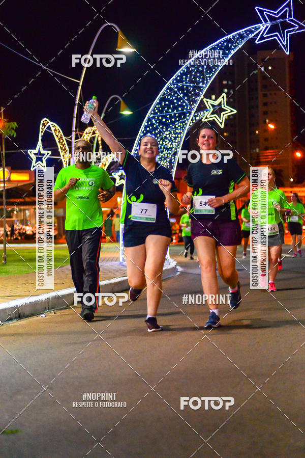 Buy your photos of the event5 Corrida Noturna Unimed Cascavel on Fotop