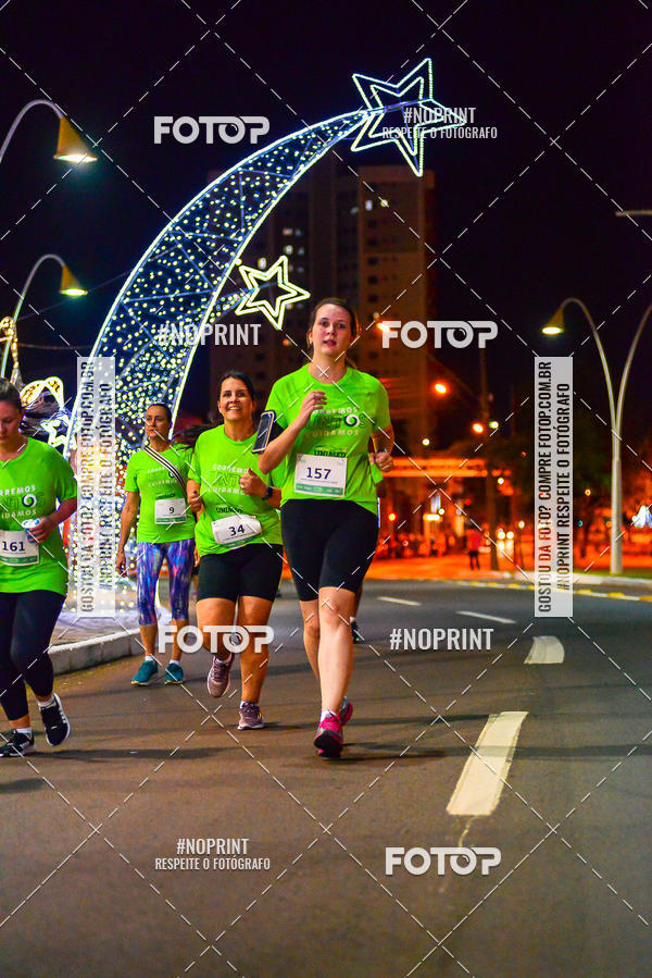 Buy your photos of the event5 Corrida Noturna Unimed Cascavel on Fotop