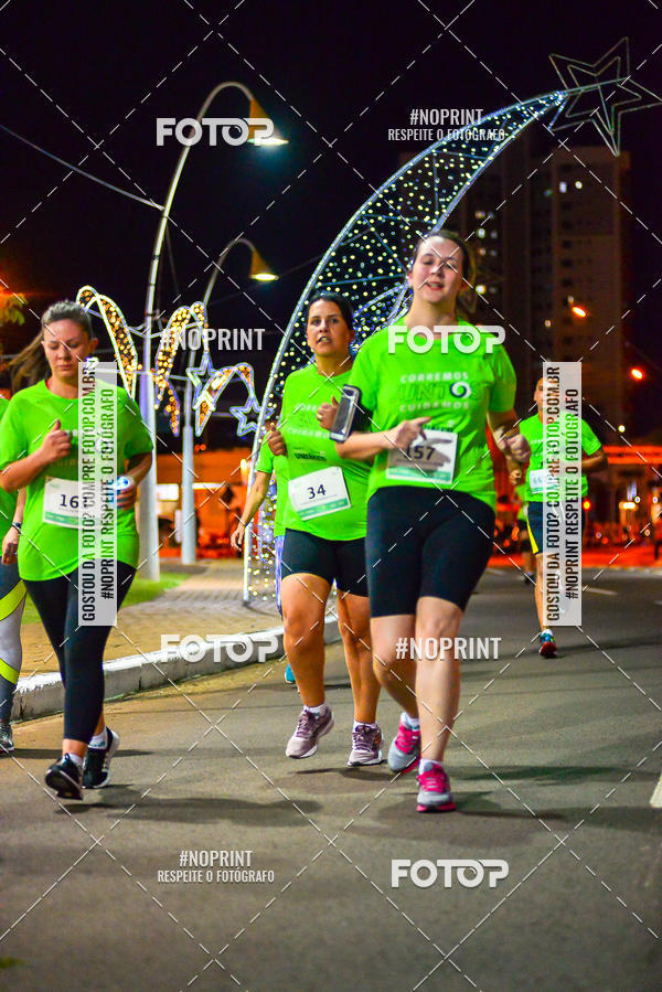 Buy your photos of the event5 Corrida Noturna Unimed Cascavel on Fotop