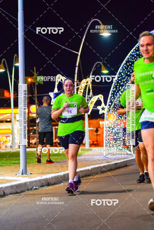 Buy your photos of the event5 Corrida Noturna Unimed Cascavel on Fotop
