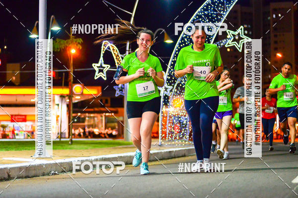 Buy your photos of the event5 Corrida Noturna Unimed Cascavel on Fotop