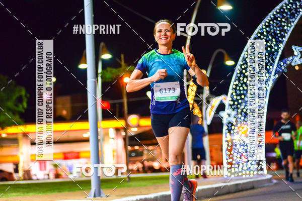 Buy your photos of the event5 Corrida Noturna Unimed Cascavel on Fotop
