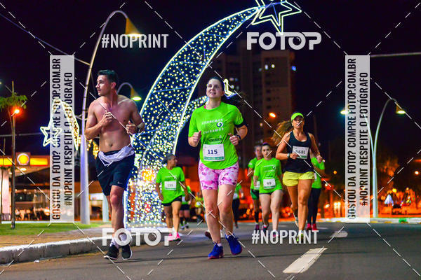 Buy your photos of the event5 Corrida Noturna Unimed Cascavel on Fotop