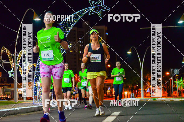 Buy your photos of the event5 Corrida Noturna Unimed Cascavel on Fotop