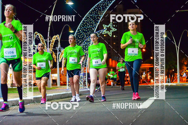 Buy your photos of the event5 Corrida Noturna Unimed Cascavel on Fotop