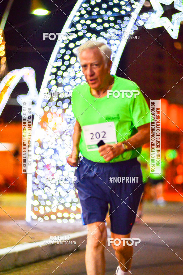 Buy your photos of the event5 Corrida Noturna Unimed Cascavel on Fotop