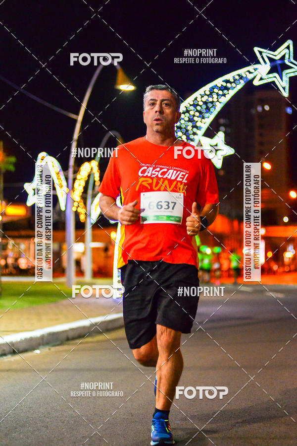 Buy your photos of the event5 Corrida Noturna Unimed Cascavel on Fotop