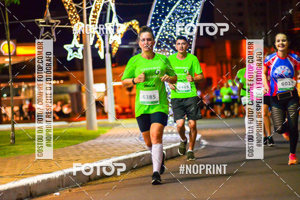Buy your photos of the event5 Corrida Noturna Unimed Cascavel on Fotop
