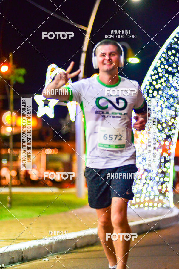 Buy your photos of the event5 Corrida Noturna Unimed Cascavel on Fotop