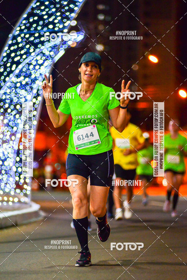 Buy your photos of the event5 Corrida Noturna Unimed Cascavel on Fotop