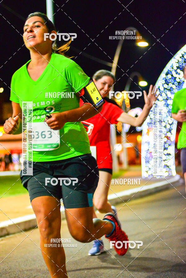 Buy your photos of the event5 Corrida Noturna Unimed Cascavel on Fotop
