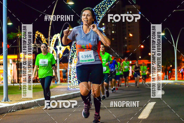 Buy your photos of the event5 Corrida Noturna Unimed Cascavel on Fotop