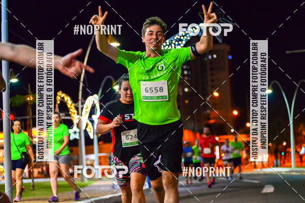 Buy your photos of the event5 Corrida Noturna Unimed Cascavel on Fotop