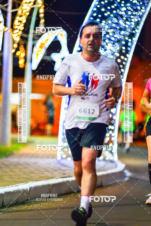 Buy your photos of the event5 Corrida Noturna Unimed Cascavel on Fotop
