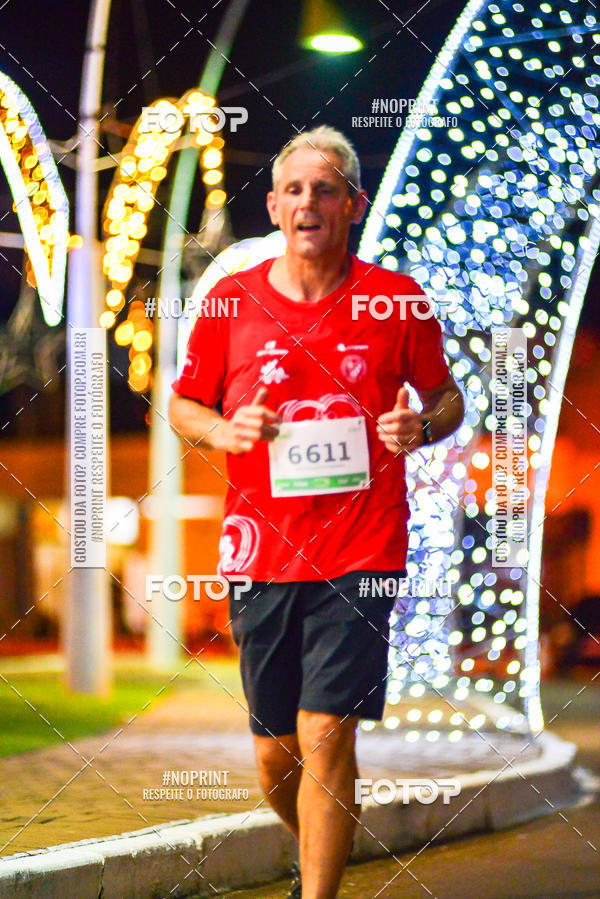 Buy your photos of the event5 Corrida Noturna Unimed Cascavel on Fotop