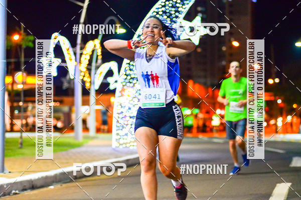 Buy your photos of the event5 Corrida Noturna Unimed Cascavel on Fotop