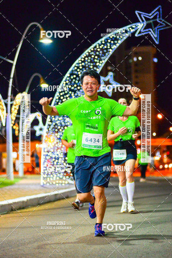 Buy your photos of the event5 Corrida Noturna Unimed Cascavel on Fotop