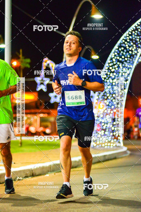 Buy your photos of the event5 Corrida Noturna Unimed Cascavel on Fotop