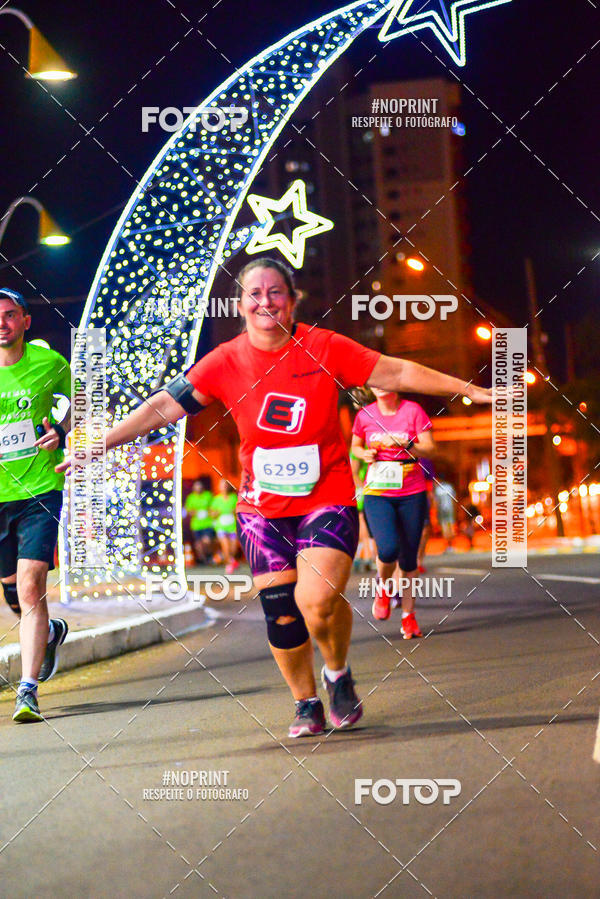Buy your photos of the event5 Corrida Noturna Unimed Cascavel on Fotop