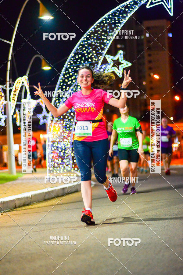Buy your photos of the event5 Corrida Noturna Unimed Cascavel on Fotop