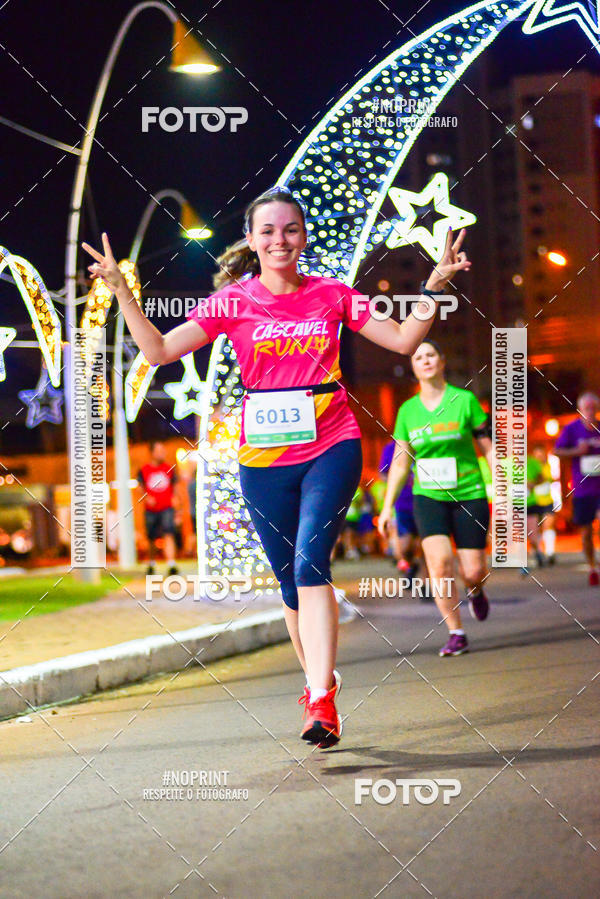Buy your photos of the event5 Corrida Noturna Unimed Cascavel on Fotop