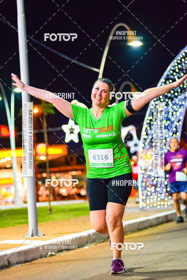 Buy your photos of the event5 Corrida Noturna Unimed Cascavel on Fotop