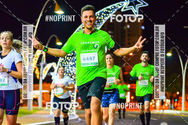 Buy your photos of the event5 Corrida Noturna Unimed Cascavel on Fotop