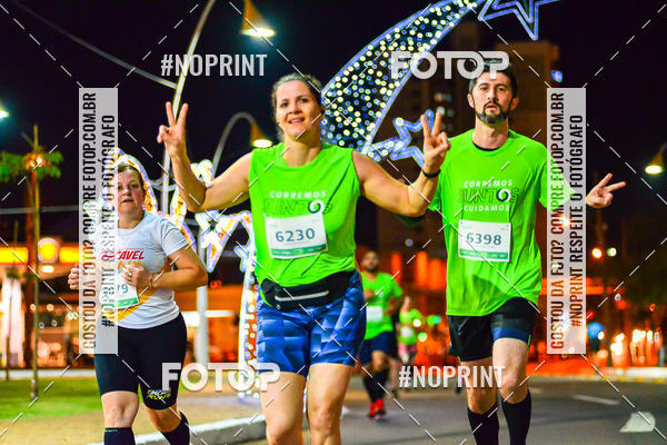 Buy your photos of the event5 Corrida Noturna Unimed Cascavel on Fotop