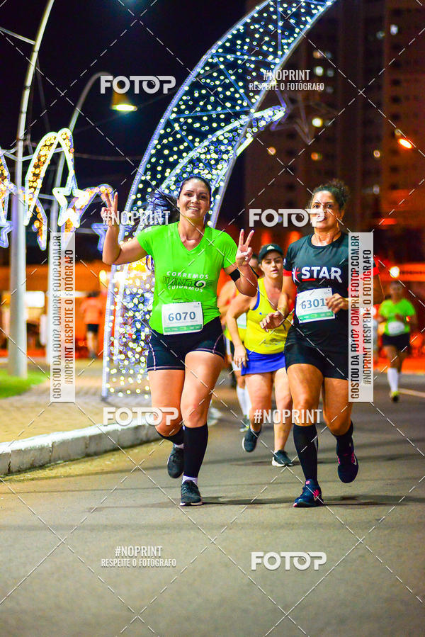 Buy your photos of the event5 Corrida Noturna Unimed Cascavel on Fotop