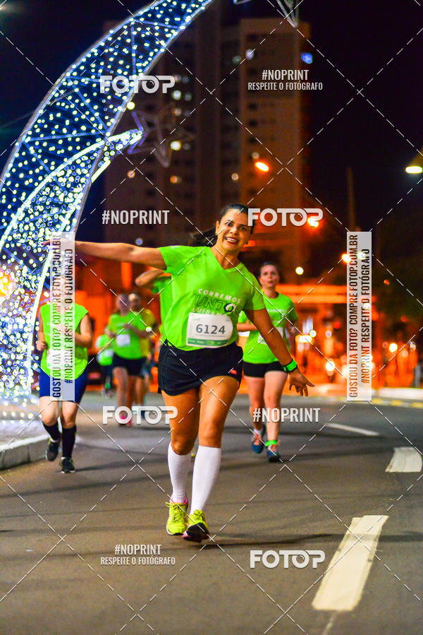 Buy your photos of the event5 Corrida Noturna Unimed Cascavel on Fotop