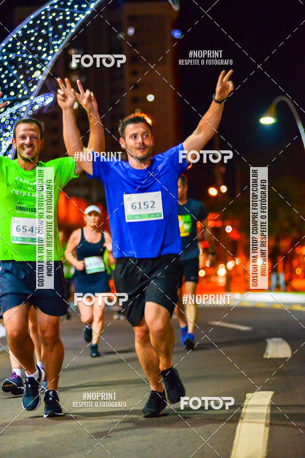 Buy your photos of the event5 Corrida Noturna Unimed Cascavel on Fotop