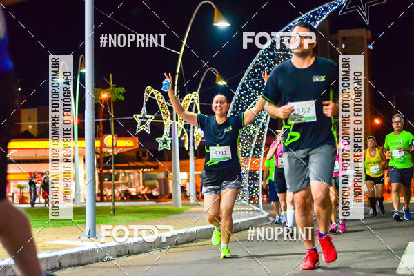 Buy your photos of the event5 Corrida Noturna Unimed Cascavel on Fotop