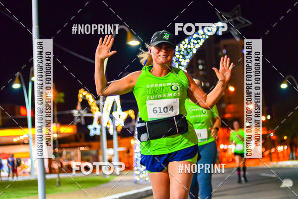 Buy your photos of the event5 Corrida Noturna Unimed Cascavel on Fotop