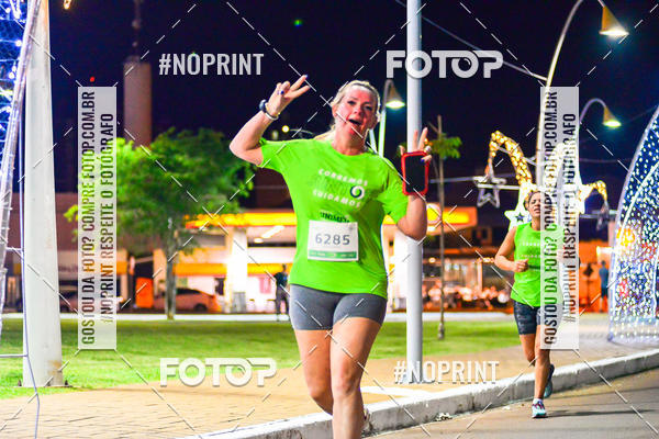 Buy your photos of the event5 Corrida Noturna Unimed Cascavel on Fotop