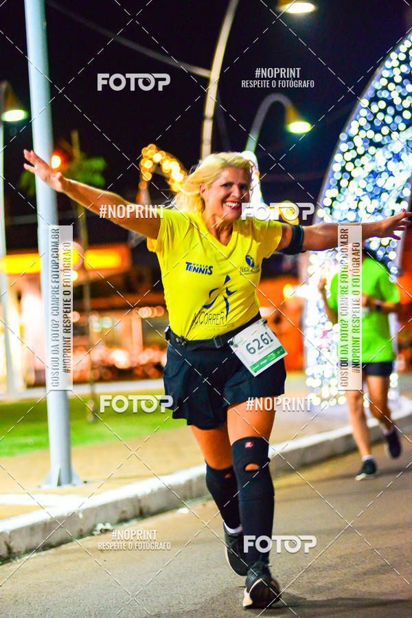 Buy your photos of the event5 Corrida Noturna Unimed Cascavel on Fotop