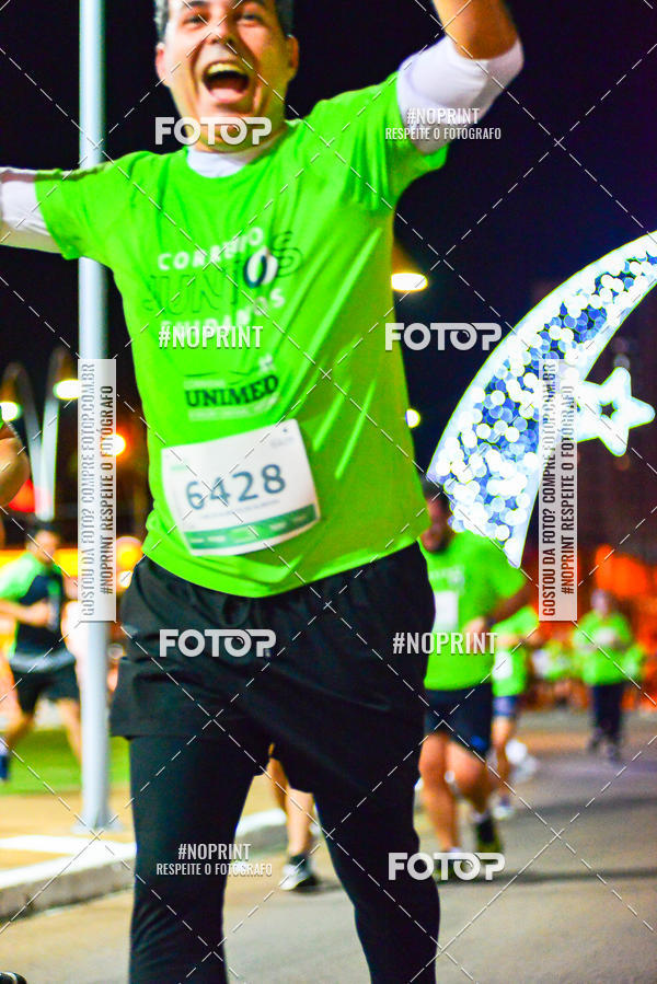 Buy your photos of the event5 Corrida Noturna Unimed Cascavel on Fotop