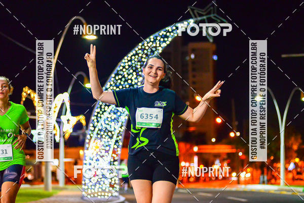 Buy your photos of the event5 Corrida Noturna Unimed Cascavel on Fotop